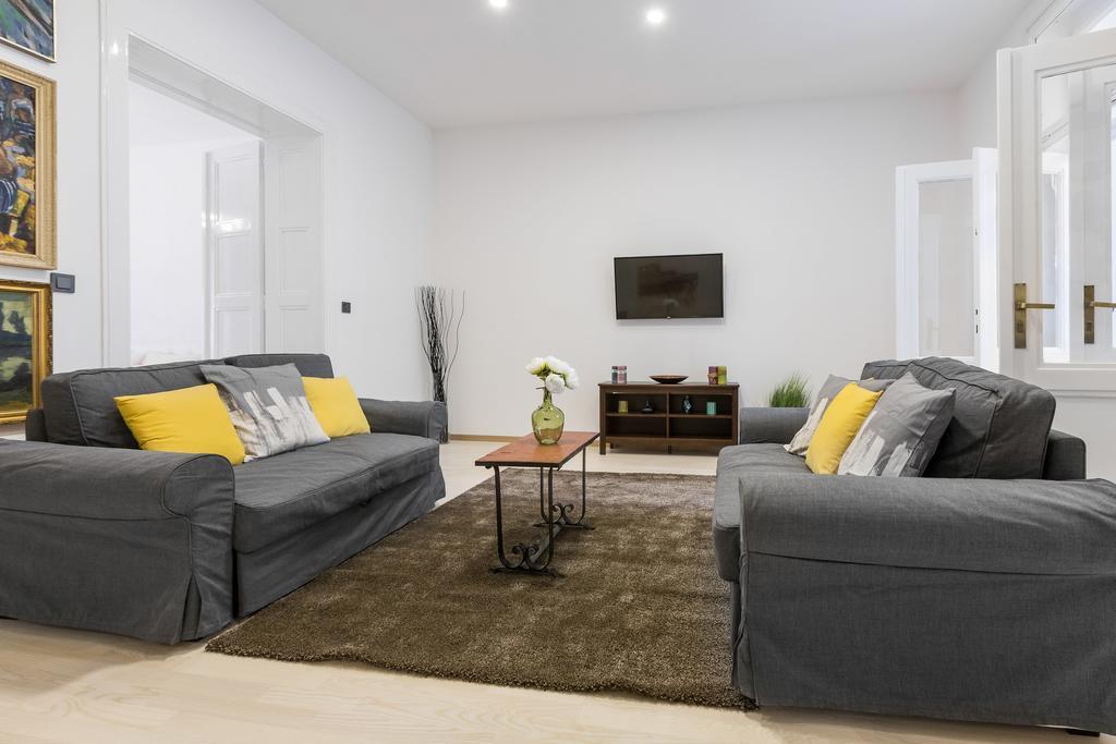 Apartment Amruseva Ζάγκρεμπ Εξωτερικό φωτογραφία